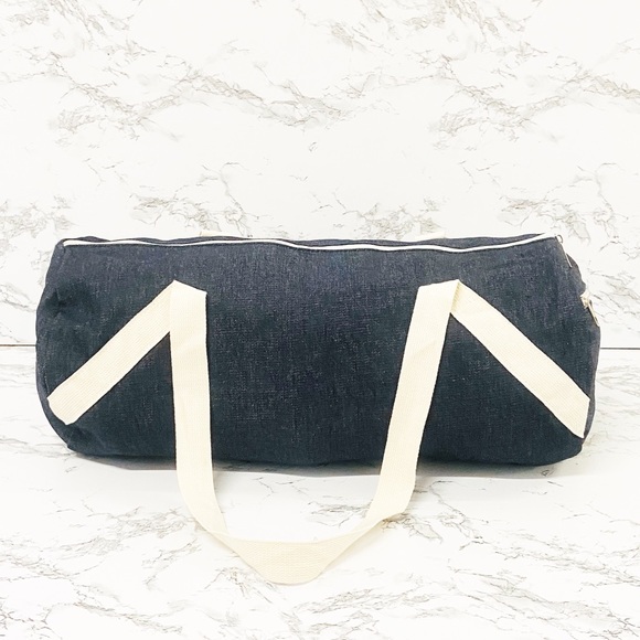 MEET ME AT THE BARRE Gym Bag by Private Party - Picture 5 of 7